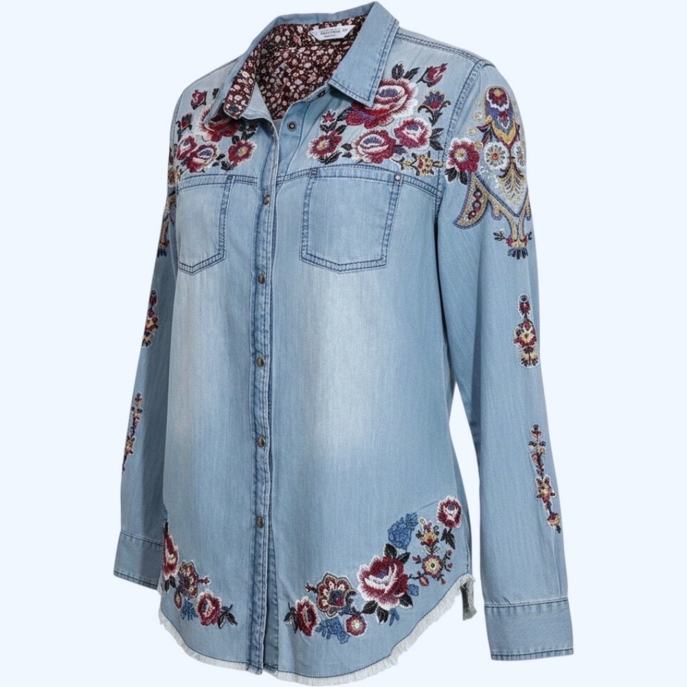 TASHA POLIZZI - Floral Embroidered Denim Shirt Light Wash Western Snap Front L